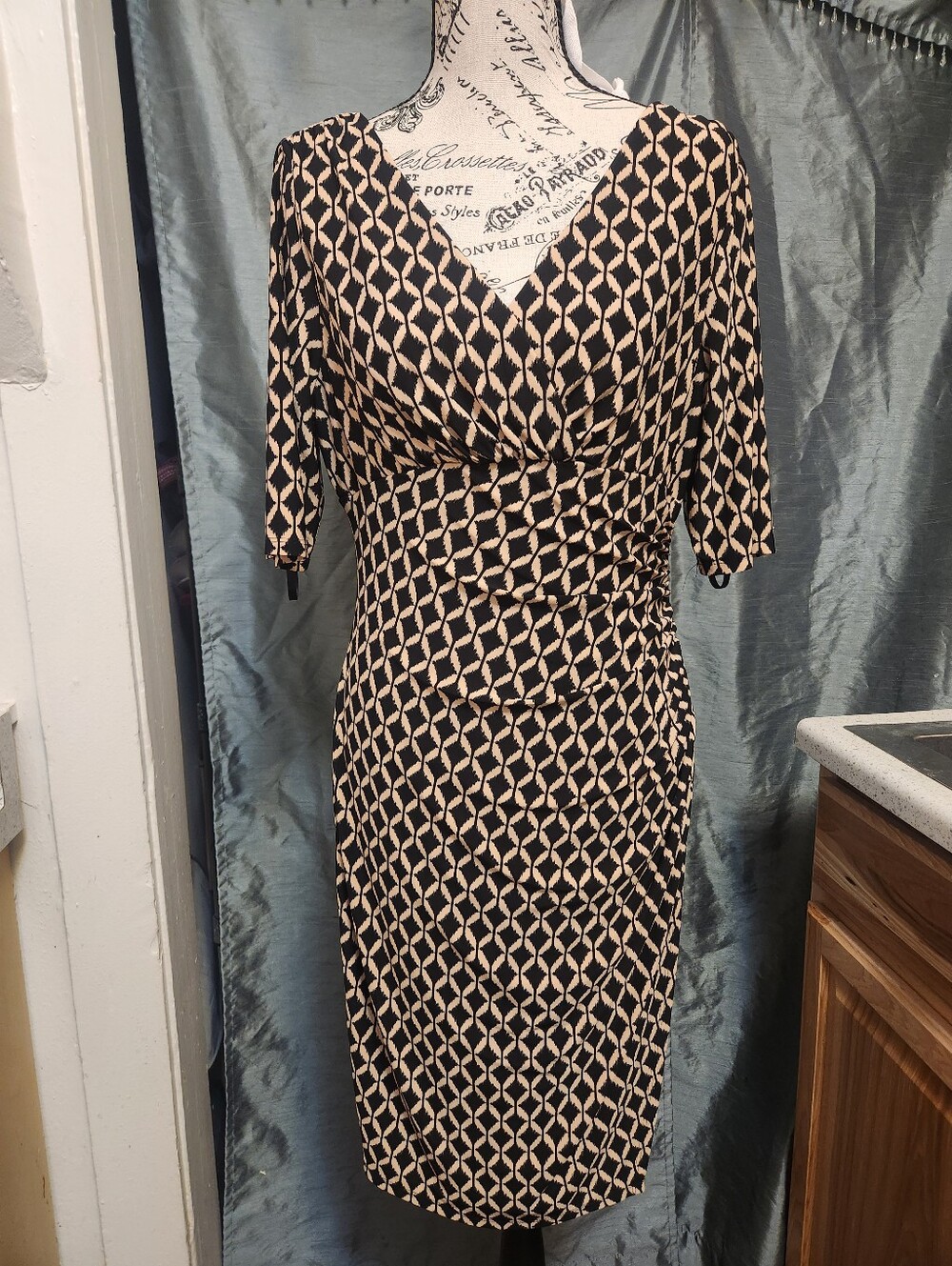 Lauren Ralph Lauren Black Beige/Tan Ruched Faux Wrap Midi Dress Sz 10 Like New!